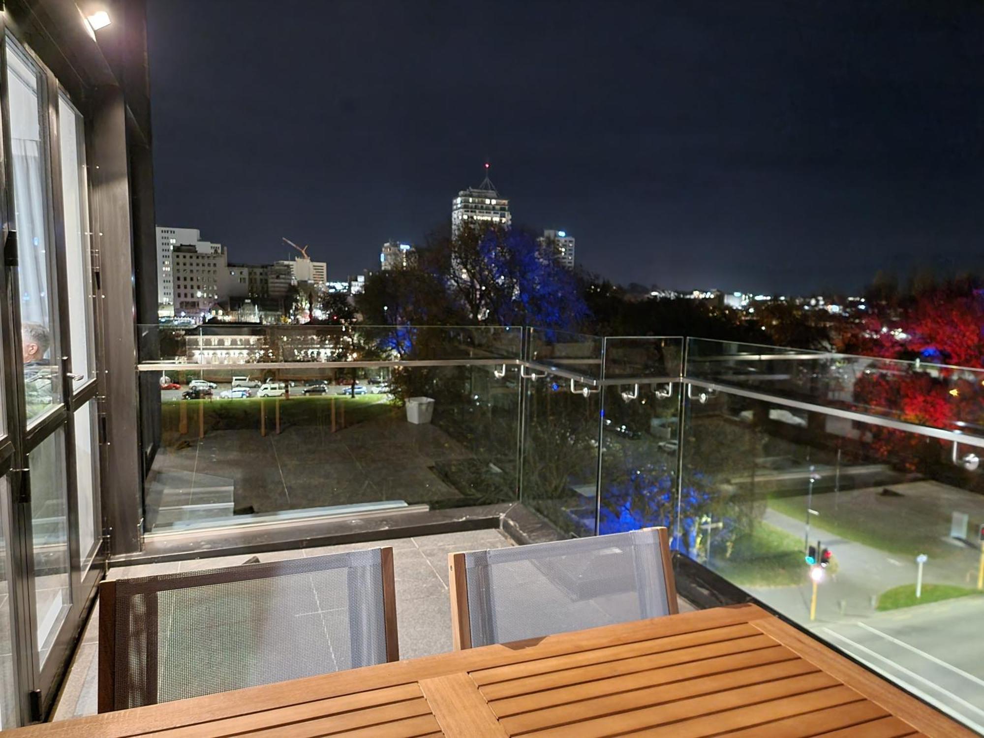 Latimer Loft - Christchurch Holiday Homes Εξωτερικό φωτογραφία