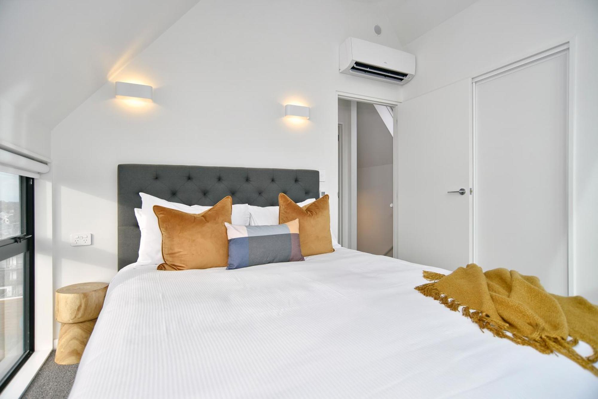 Latimer Loft - Christchurch Holiday Homes Εξωτερικό φωτογραφία