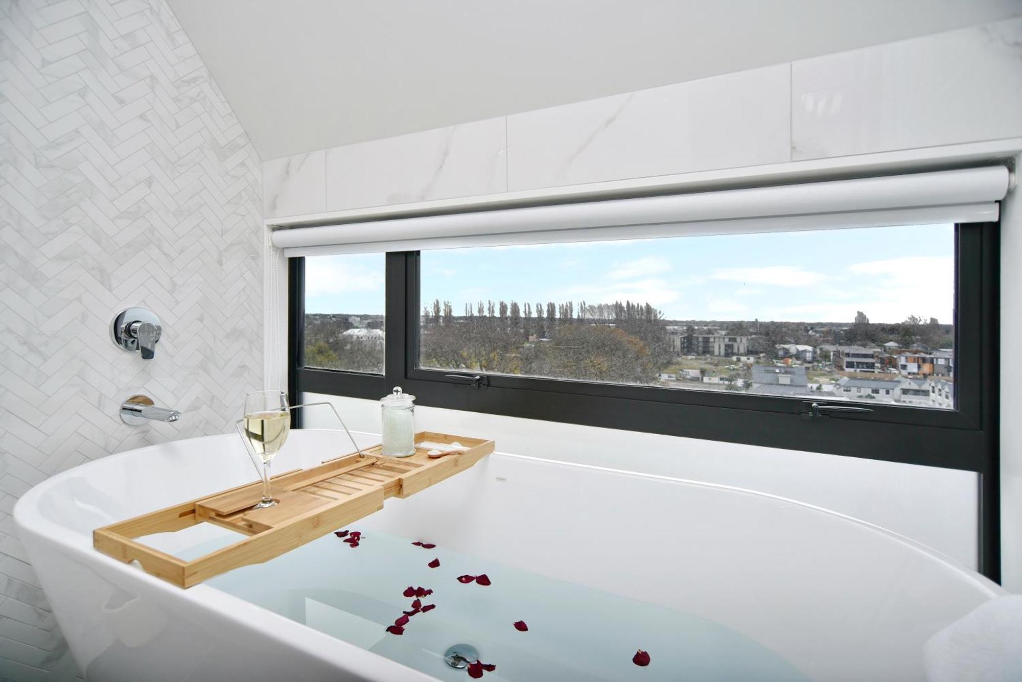 Latimer Loft - Christchurch Holiday Homes Εξωτερικό φωτογραφία