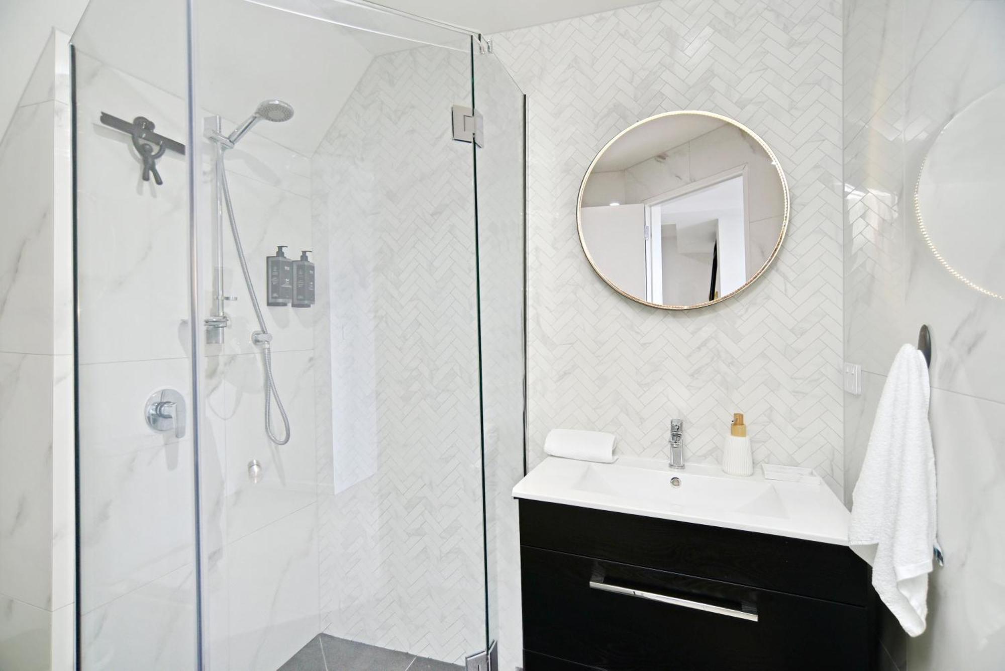 Latimer Loft - Christchurch Holiday Homes Εξωτερικό φωτογραφία